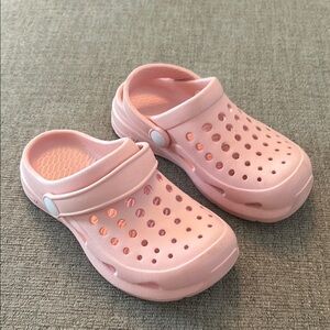 Kids Pink Clogs